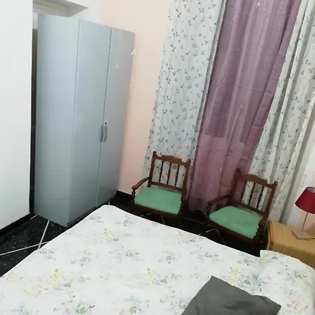 Invrea Con Posto Macchina Hébergement de vacances